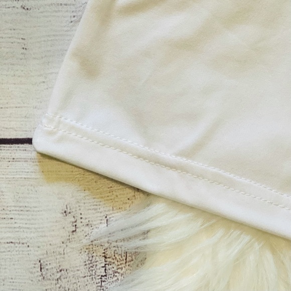 Leopard print PEACE•LOVE•COFFEE Women’s Fashion T-shirt Size S - Picture 4 of 7